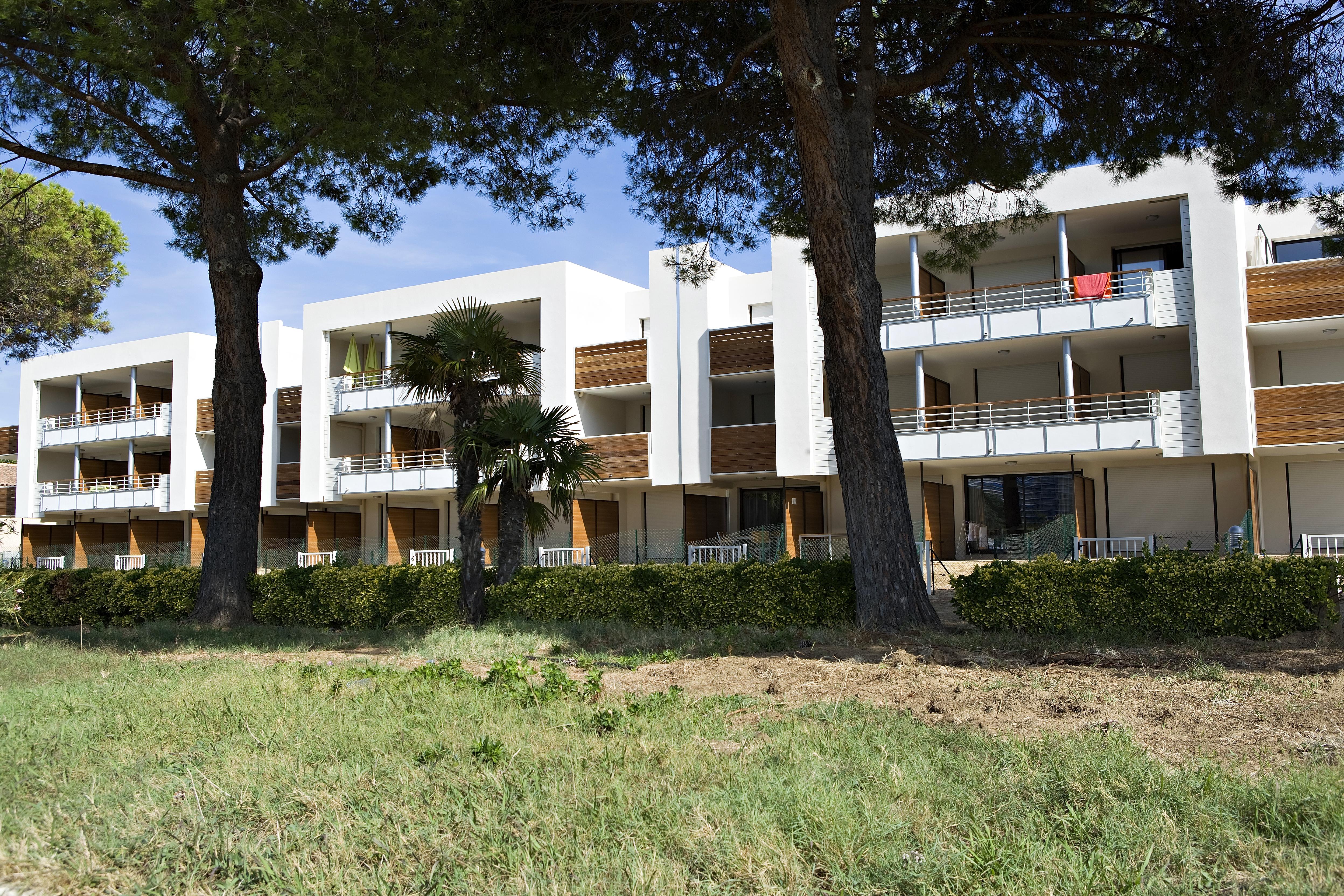 Vacanceole - Residence Carre Marine Mandelieu La Napoule Ngoại thất bức ảnh